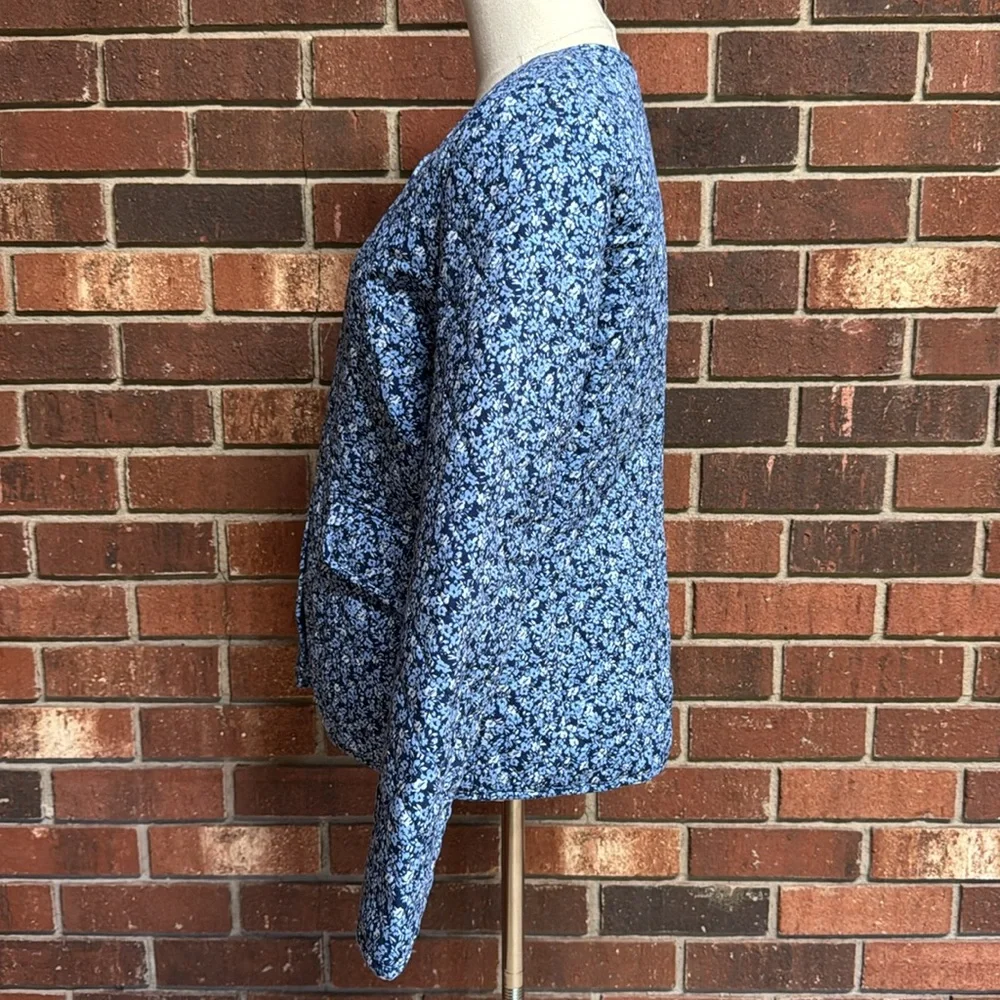 J. Crew Factory Blue & White Quilted Floral Jacket Size 4